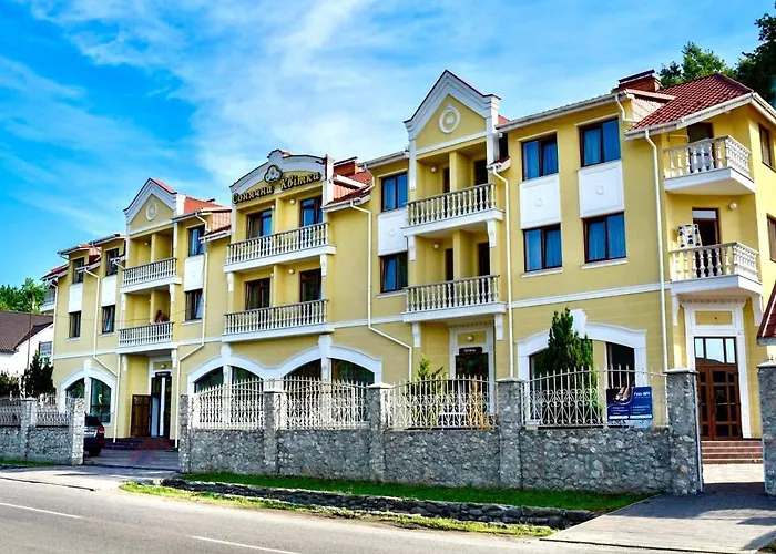 Сонячна КвіткаГотель